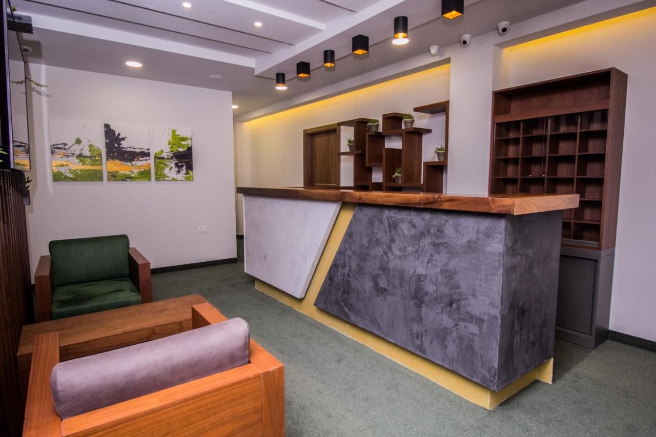 Hotel Bograd - Apartments & Lounge Station Struga Esterno foto